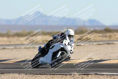 media/Dec-06-2025-CVMA (Sat) [[4a896cc04c]]/Race 8- Formula 40 MW and LW/